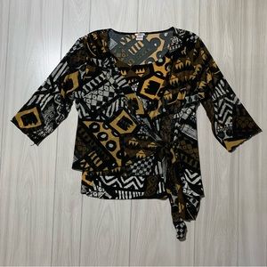 lightweight patterned blouse with tie in front